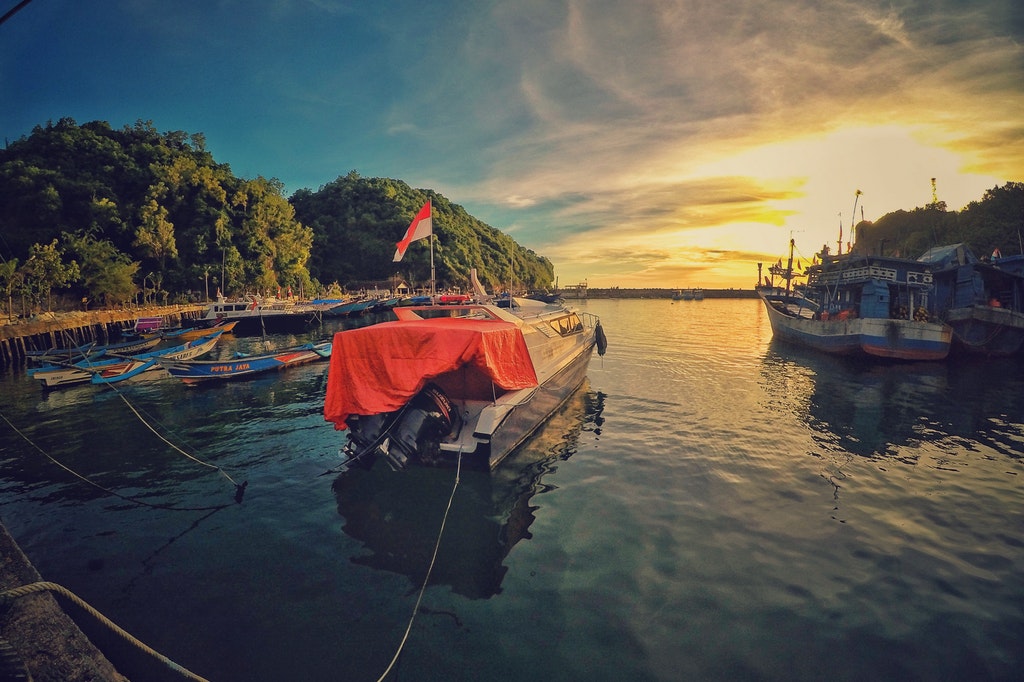 Budget Boat Trip Indonesia for four